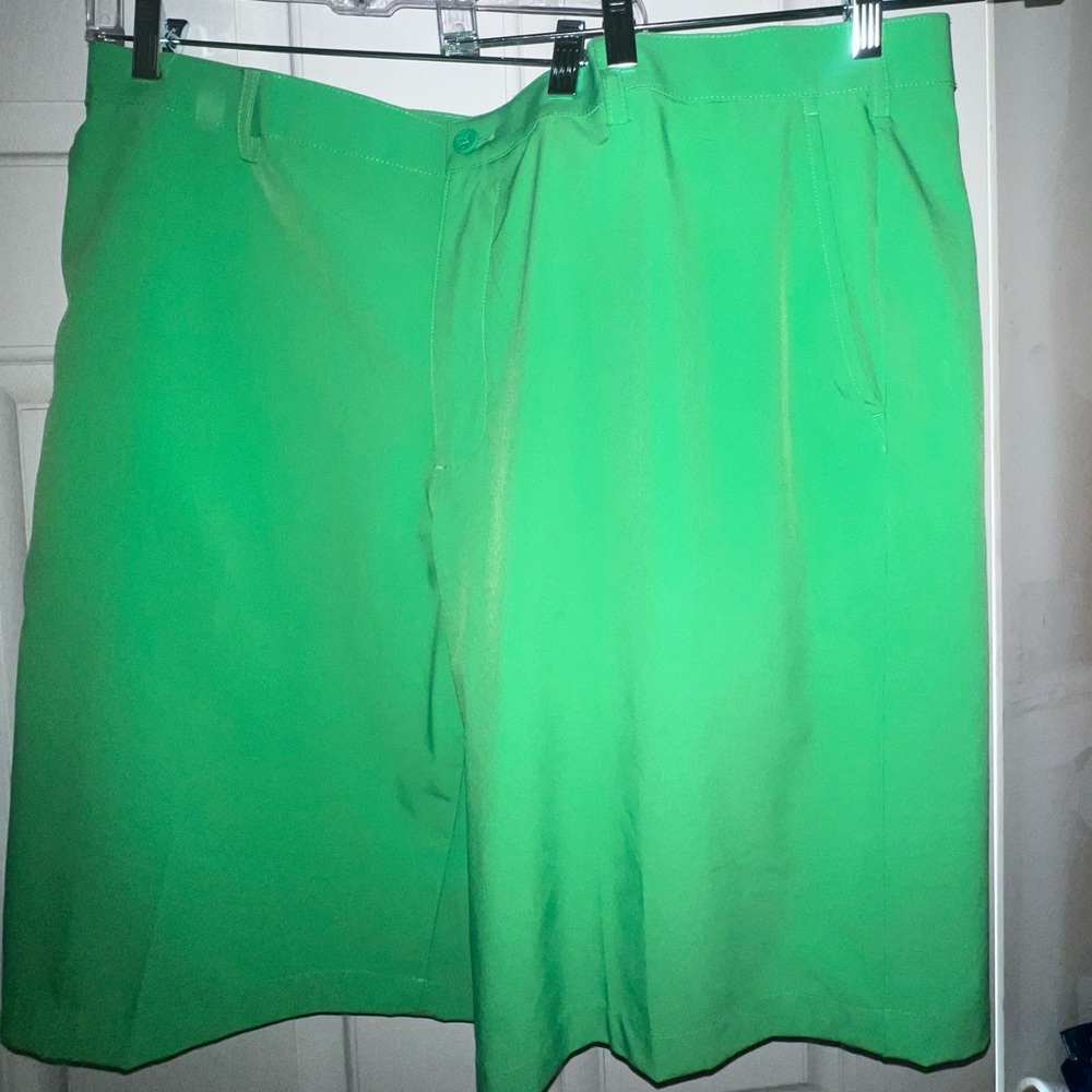 Izod Green Flat Front Casual Shorts